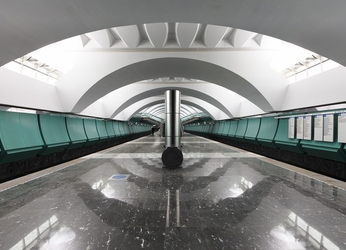 Станция метро Зябликово 